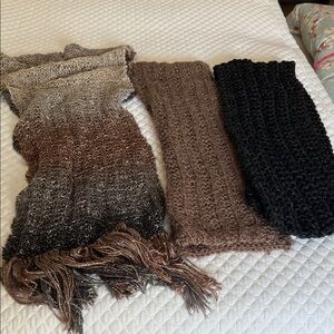 Stylish Knit Scarves Set in Neutral Tones